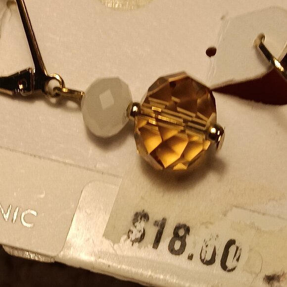 Charter Club faceted champagne & milk color beads dainty dangle earrings NWT - Picture 4 of 6